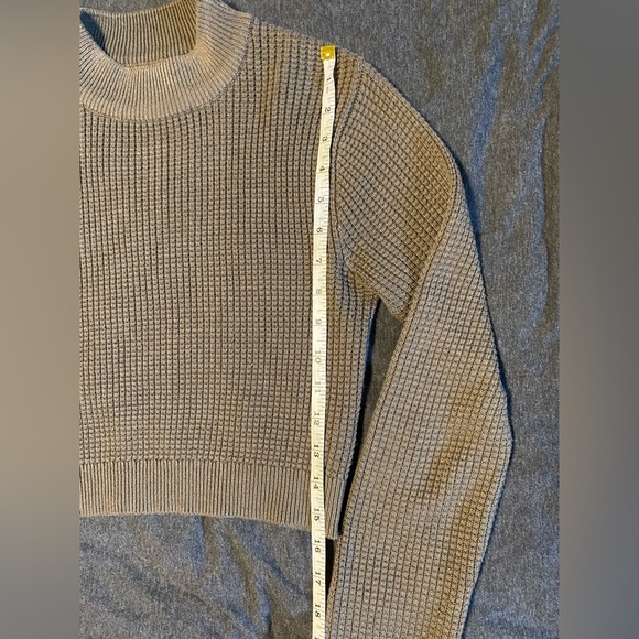 Olive Green Cropped Sweater - Picture 6 of 7